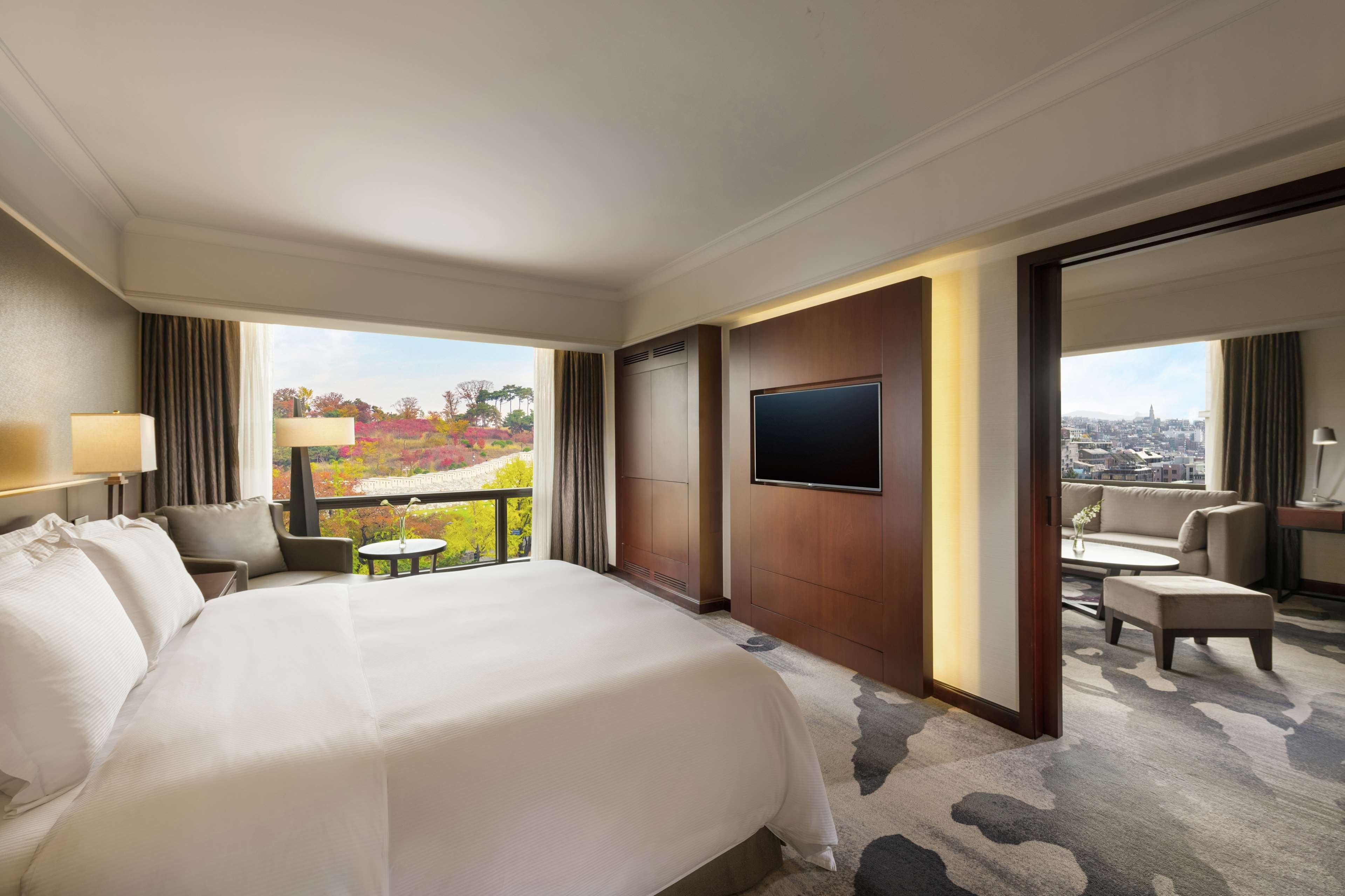 Millennium Hilton Seoul Hotel Екстериор снимка