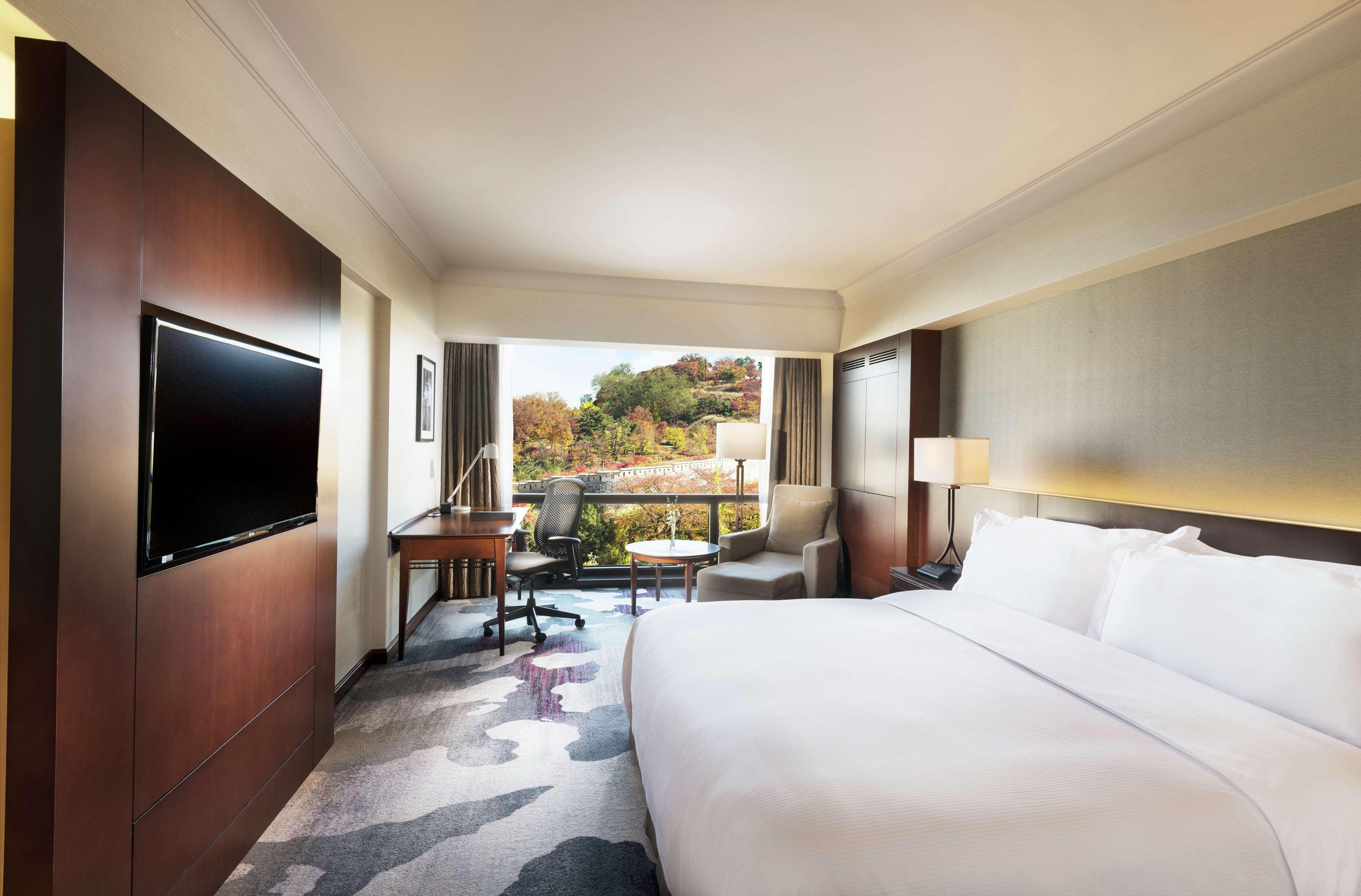Millennium Hilton Seoul Hotel Екстериор снимка