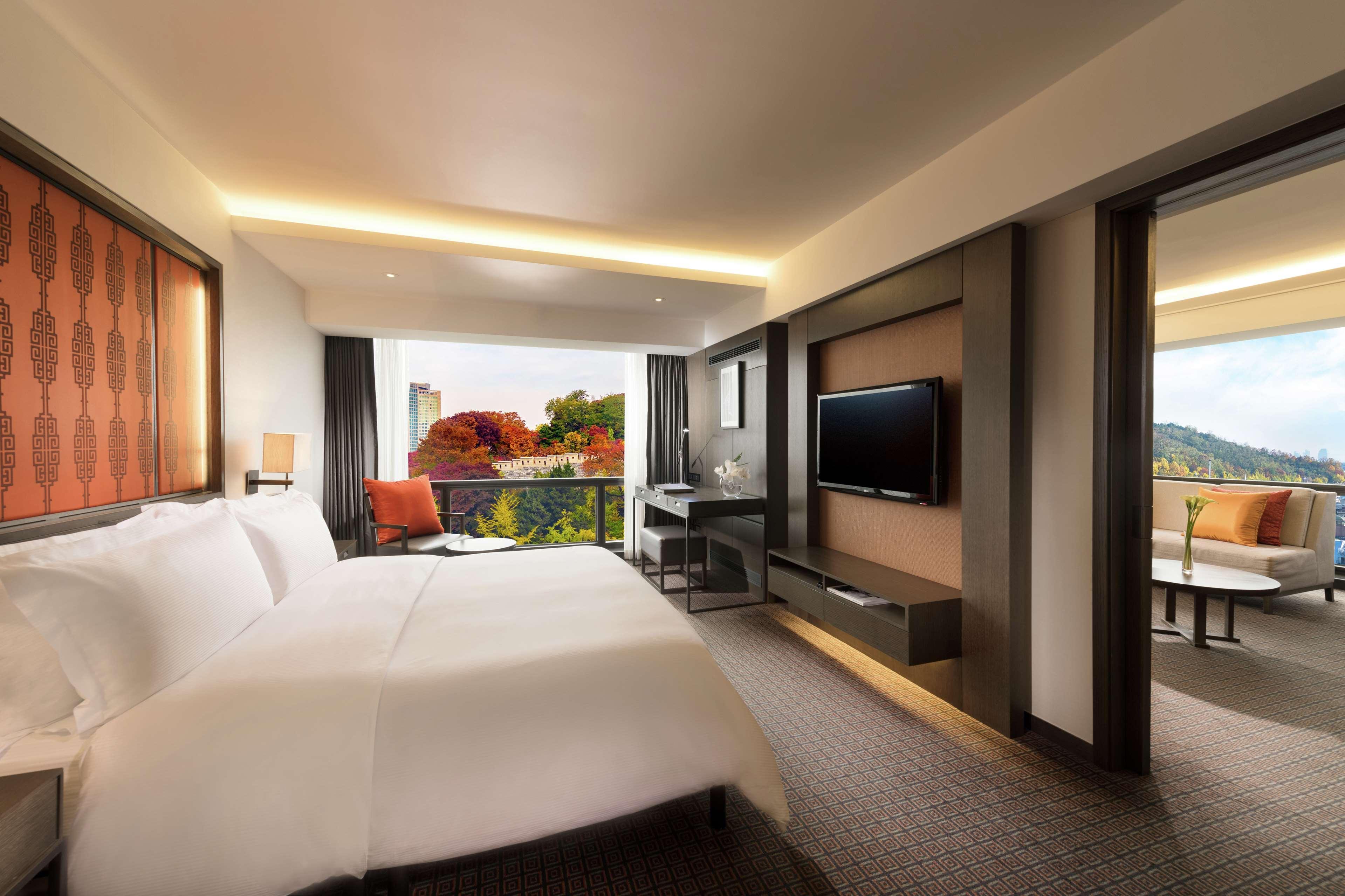 Millennium Hilton Seoul Hotel Екстериор снимка